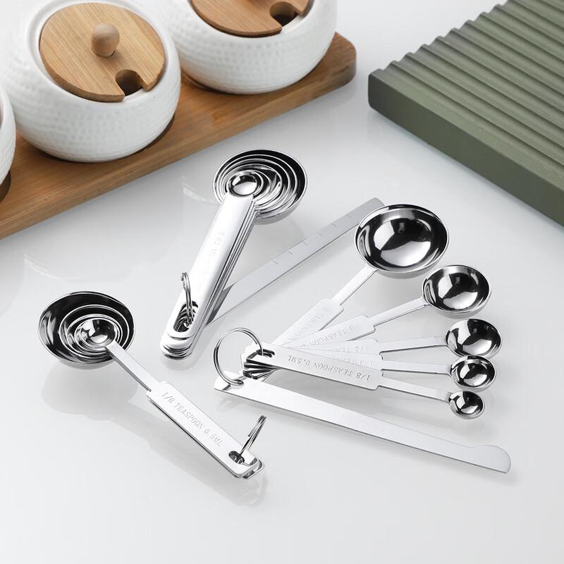MDNG Stainless Steel 5-Piece Measuring Spoon Set