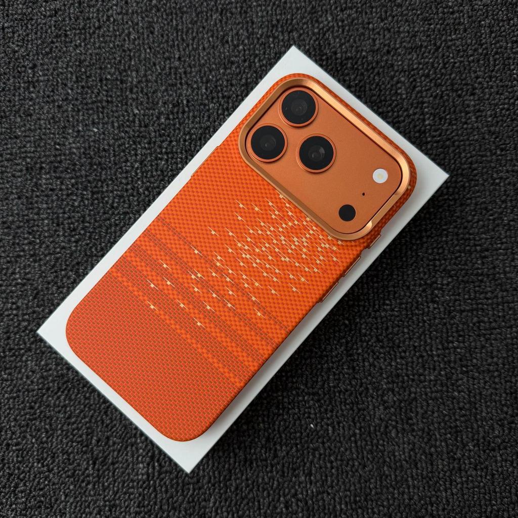 Floating light wave is suitable for iPhone17PROMAX Kevlar skin feeling magnetic mobile phone case Apple 16 premium feeling 15