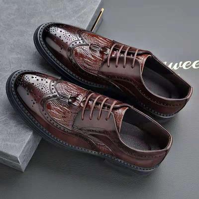 Luxury Men's Brogue Shoes Men SUIT Shoes Casual Formal Business Leather Shoes Men Brown Wedding Shoes Italian Dress Banquet Shoe