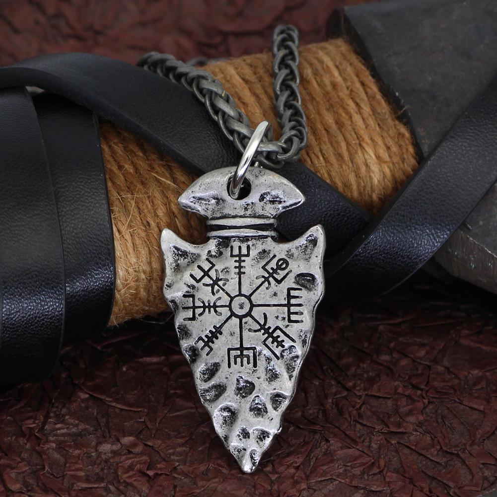 

Viking Compass Pendant Necklace - Men s European & American Retro Sweater Chain Accessory