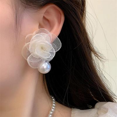 Obega Exquisite Weiße Blume Imitation Perle Tropfenohrringe Stecker für Frau Süße Spitze Ohrstecker Schickes Hochzeits Schmuck