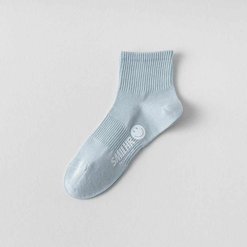 Women's Summer Thin Mesh Breathable Low Top Shallow Mouth Boneless Short Tube Cotton Socks