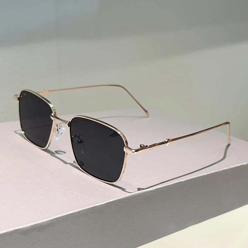 Vintage Square Sunglasses Men Retro Gradient Shades Women New Trendy Luxury Brand Design Outdoor Decor Sun Glasses