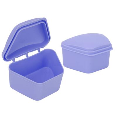 Allineatori e apparecchi dentali – Porta protesi dentarie e ortodontiche