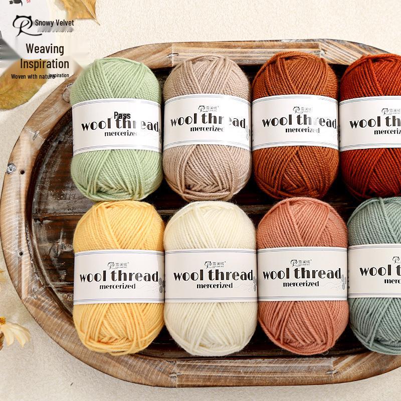 Snowy Velvet 3-Ply Medium Thick Yarn Kit: Knitting Needles, Scarf, Sweater, Baby Yarn, Crochet, DIY Material.