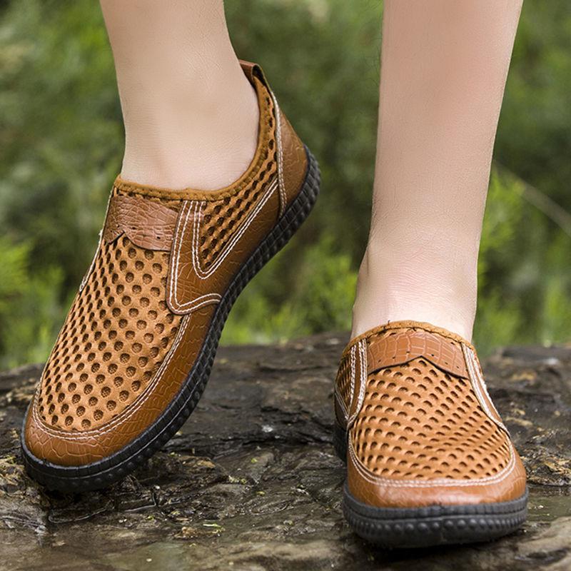 Fashion Summer PU Leather Mens Sandals Breathable Hollow Out Classic Mens Flat Sandals Solid Rubber Leather Male Casual Sandals