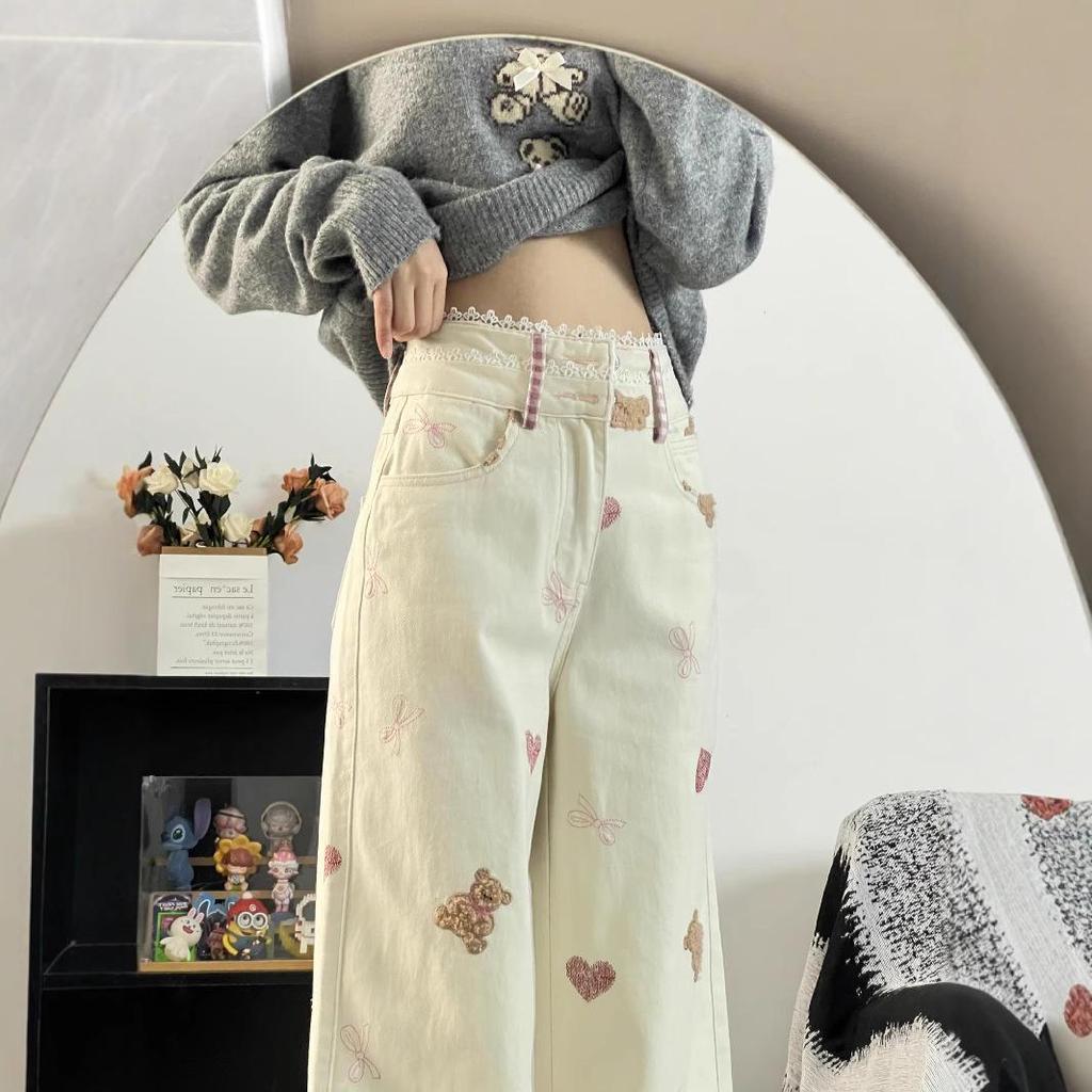 2025 Spring Little Bear Embroidered Pink Plaid Straight-Leg Jeans for Women - Slimming, Loose Fit
