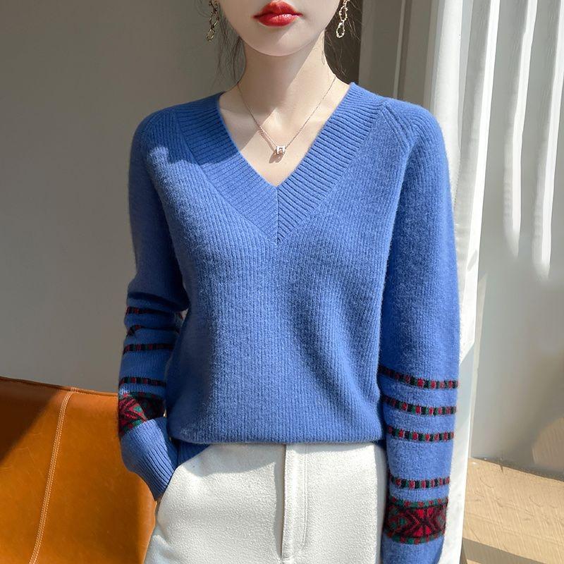 Autumn and Winter New Women's Color Matching Long-sleeved Sweater Loose Knitted Sweater with Top