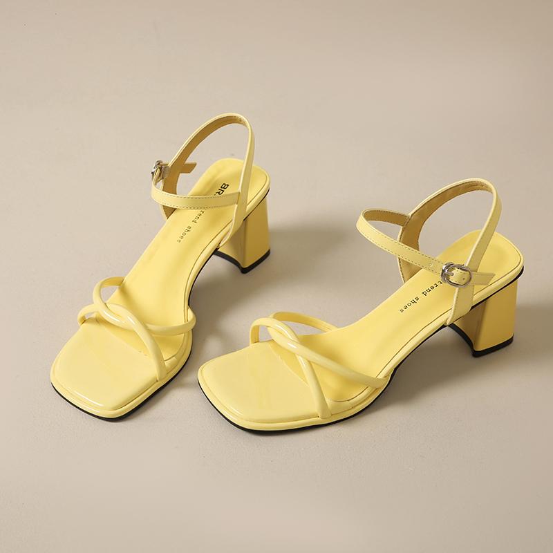 

Модные летние женские серебристые сандалии с квадратным носком, модные женские уличные платья, высокий каблук, гладиаторские сандалии 38 жёлтый