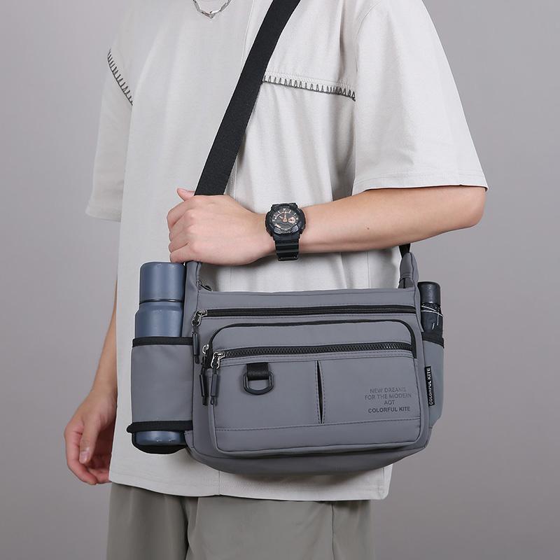 Multi-Zipper Pocket Men Shoulder Crossbody Bag with Bottler Holder Large Space Casual Messenger Bag for Outdoor Daily Use