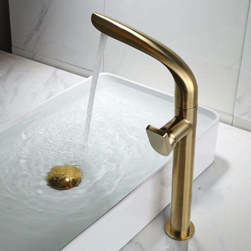 

TLXT Brushed Gold Swivel Basin Faucet