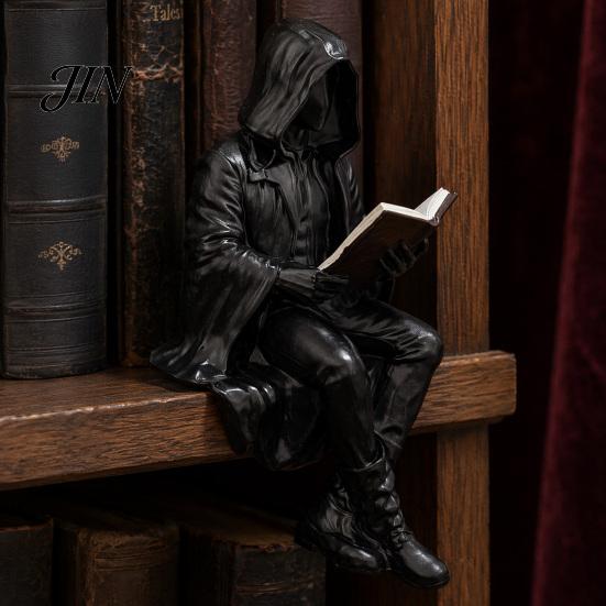 Bureau Decoratie Gotische Dark Fantasy Leesbeeldje, Mysterieus Figuur met Kap Beeldhouwwerk, Gotisch Thema Display Stuk Hars Zittende Magere Hein