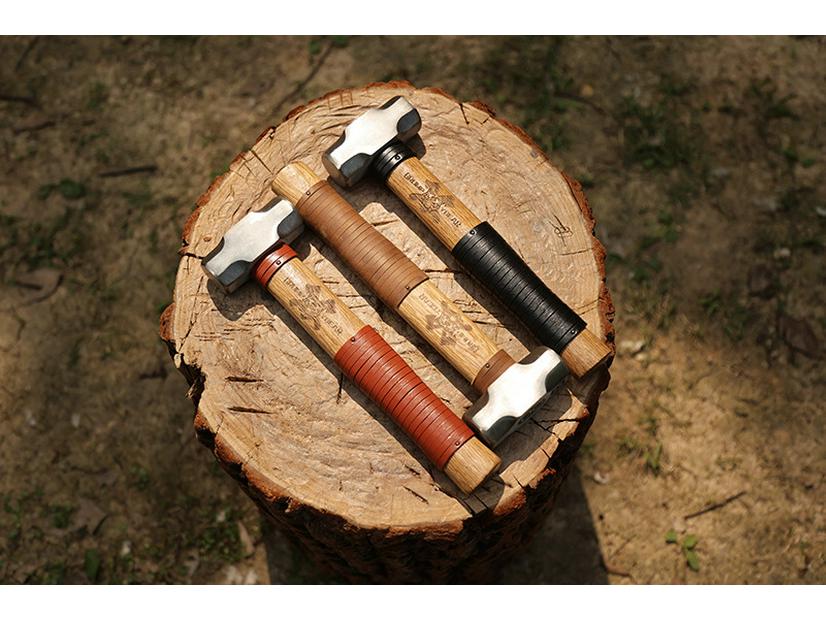 G&B Grumpy Bear Cowhide Handle Camping Hammer - Durable Forged Ground Nail Tool for Outdoor Craftsmanship