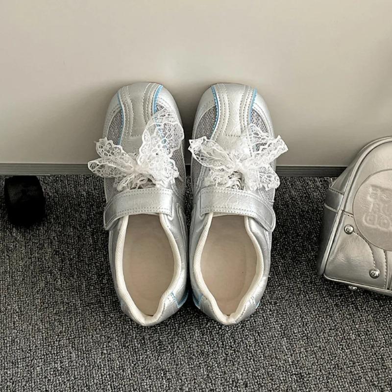 Fashion Women Casual Shoes Silver Retro Ballet Style Velcro German Training Shoes Women New Versatile Lightweight Soft Soled Board Shoes