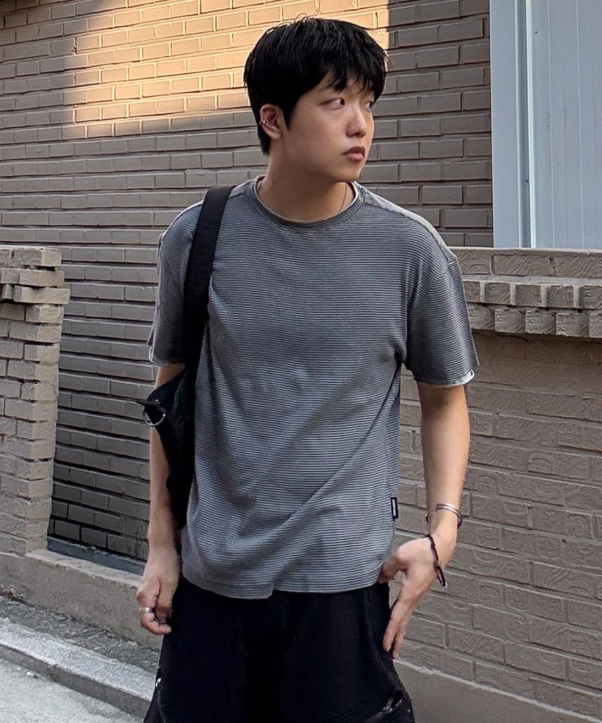 MAISON MINED Stripe Layered Half T Charcoal