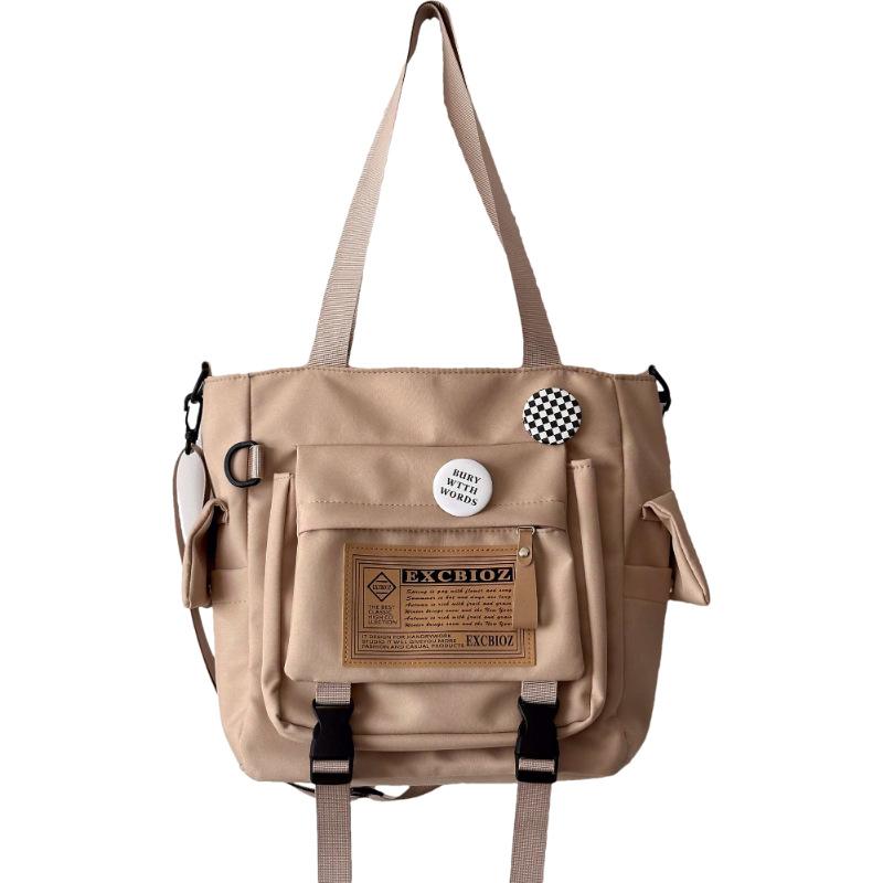 Korean version of lightweight student make-up bag 2025 new large-capacity fashion shoulder bag going out casual messenger bag