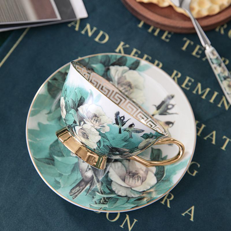 European Coffee Cup Afternoon Tea Tea Set Elegant Bone China Cup Saucer Spoon Set Mugs Coffee Cups