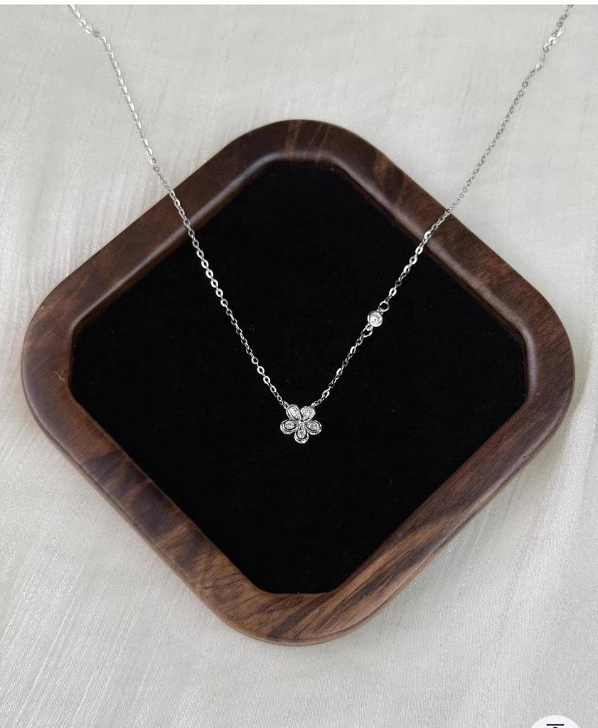 Elegant S925 Sterling Silver Petal Zircon Flower Pendant Necklace - High-End Light Luxury Design Clavicle Chain