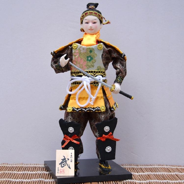 Aufwendige japanische Samurai und Ninja Figur für Kunstliebhaber und Innendekoration