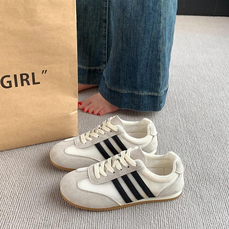 

Forrest Gump shoes retro German training shoes women s 2025 new summer explosion super fire versatile flat-bottomed sports and leisure shoes 35