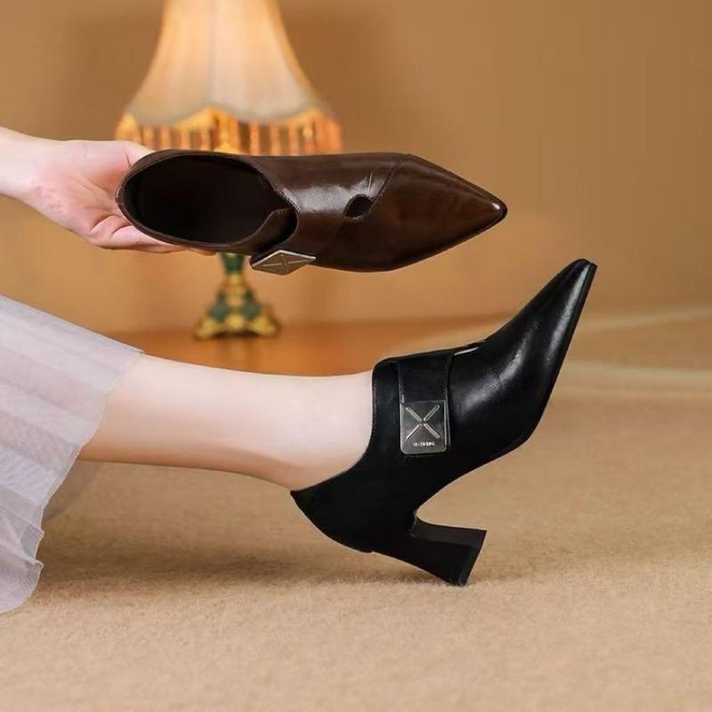 New Style Pointed-toe Thick-heeled High Heels for Men. Versatile Hollow-out Shoes.