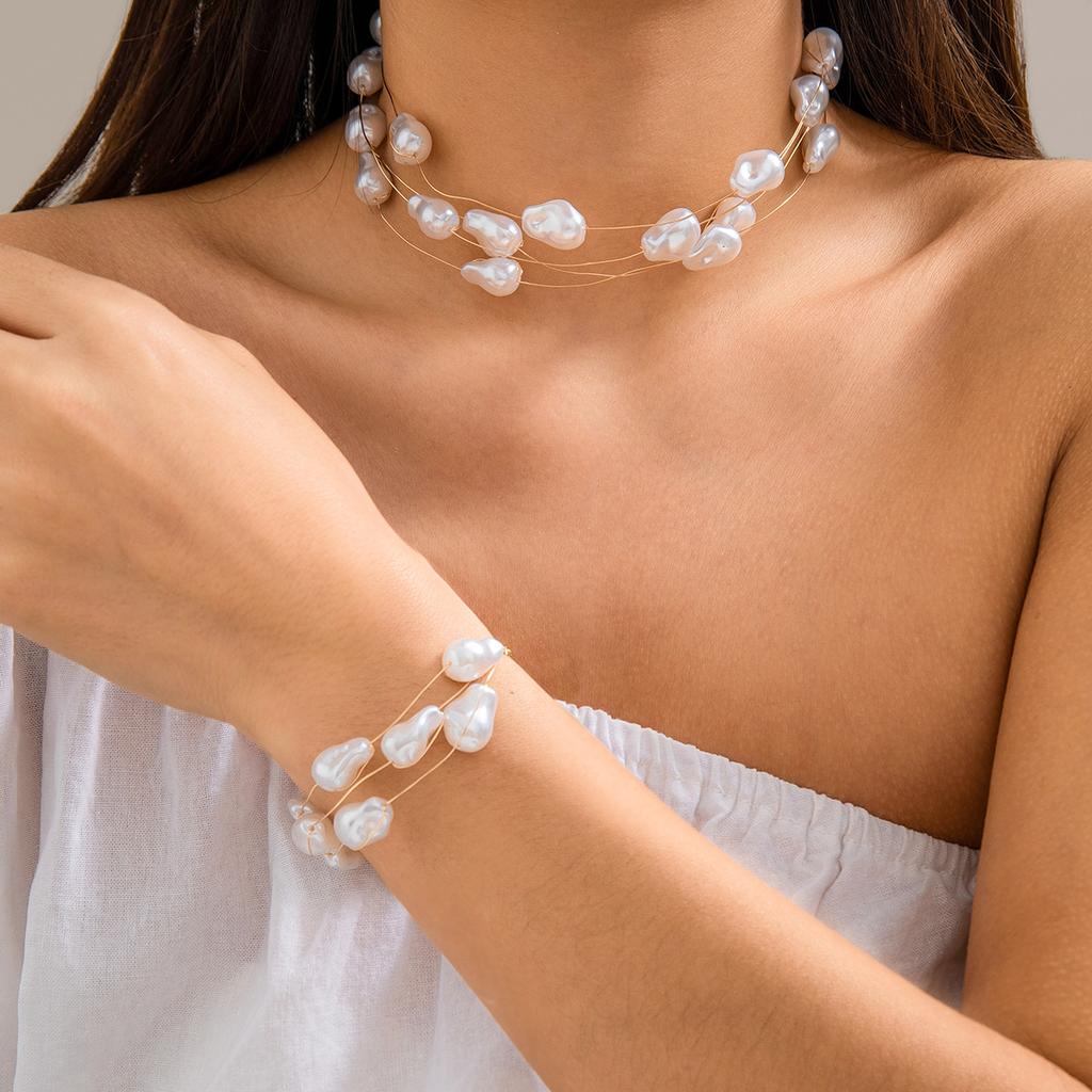 Niche Vintage Beaded Collarbone Chain Baroque Faux Pearl Necklace For Women