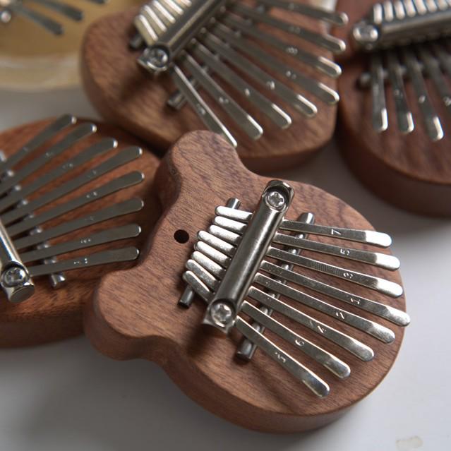 8-Tone Mini Thumb Piano Pendant - Cross-Border Hot-Selling Kalimba Instrument