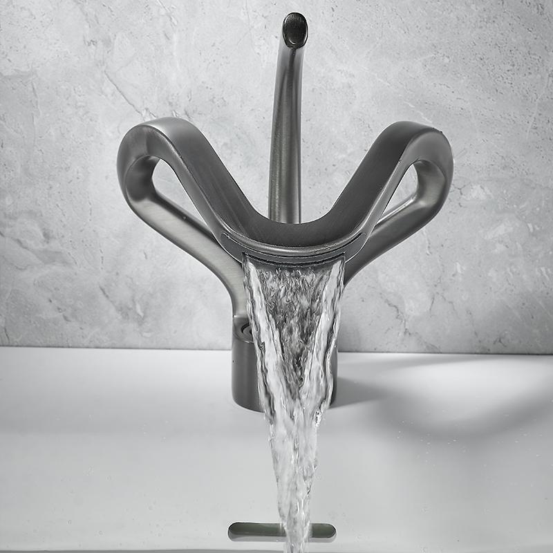 Wasserfall Kreative Badezimmer Waschtischarmatur Spültischarmatur Deckmontiert Heiß Kalt Wassermischer Kran Messingkörper Einlocharmaturen Mischer