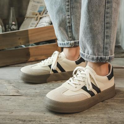 Paar Retro deutsche Trainingsschuhe Segeltuchschuhe Boardschuhe