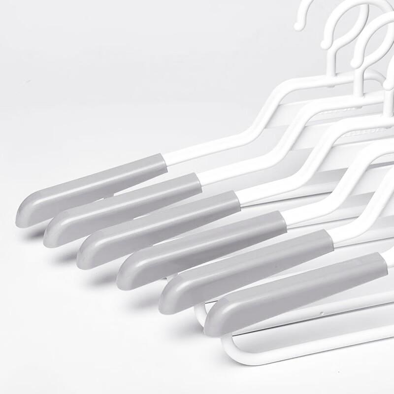 Chahua Retractable Wide Shoulder Hangers