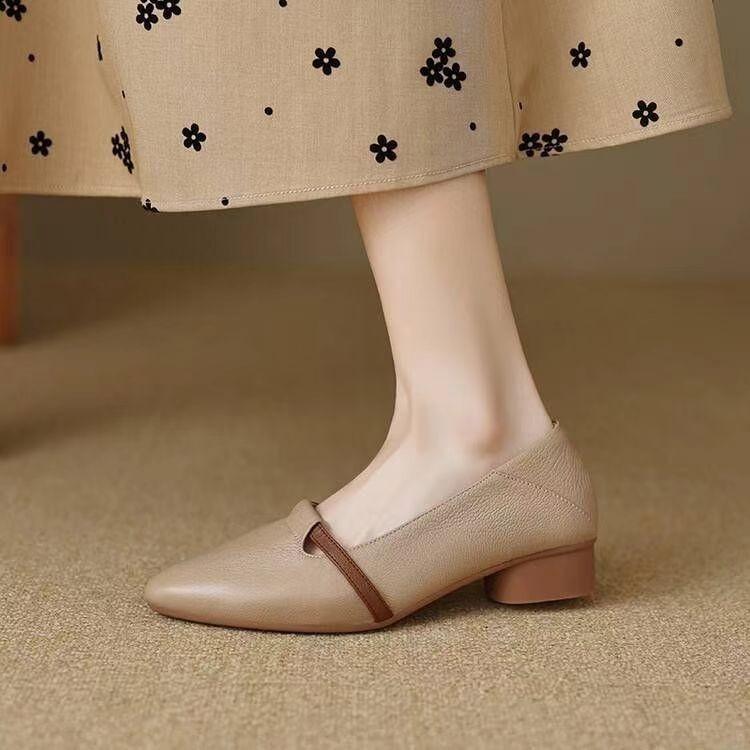 Source Spring and Autumn Real Soft Leather French Retro Low Heel Thick Heel Small Leather Shoes Soft Sole Pointed Head Shallow Mouth