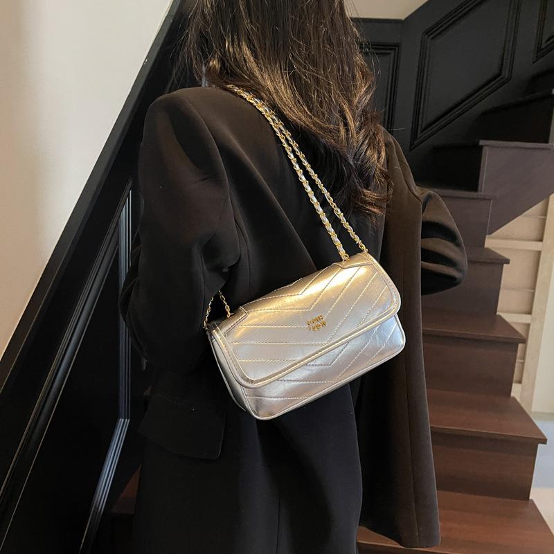 Bag Women's New Solid Color Fashionable Versatile Shoulder Bag Commuter Messenger Bag