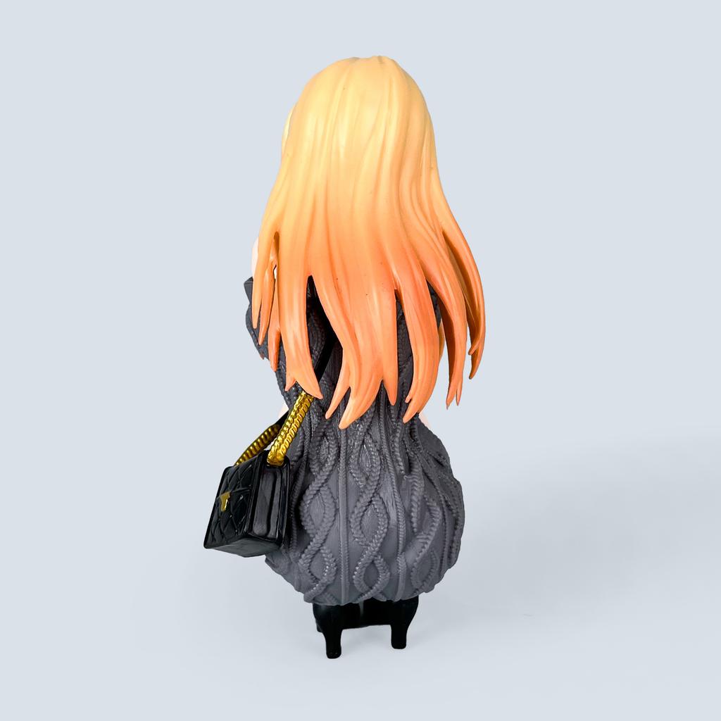 Anime Marin Kitagawa Squatting Pose My Dress-Up Darling Figure PVC Model Toy Doll Collection Ornaments Gift