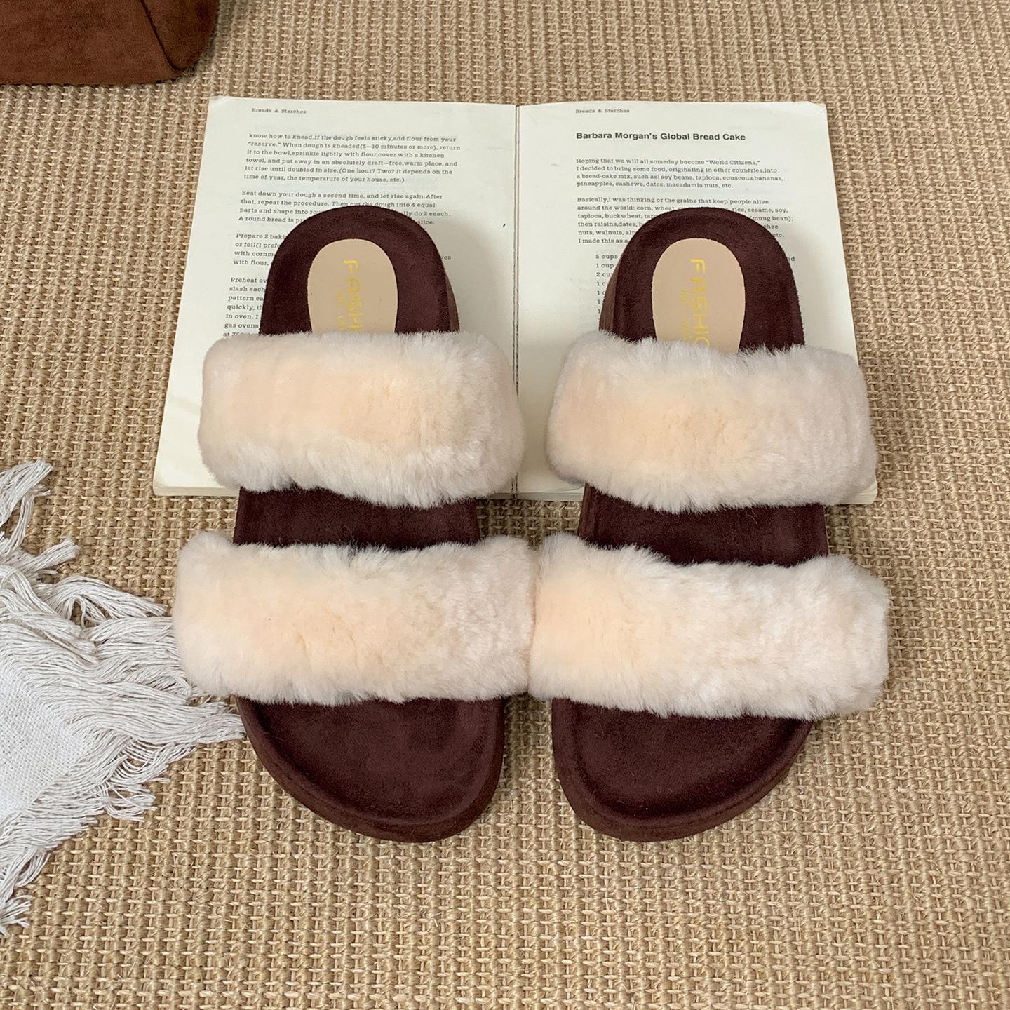 

White retro non-slip thick-soled fluffy slippers for women s outerwear 2025 new autumn and winter versatile height-increasing one-word drag shoes 35 бежевий