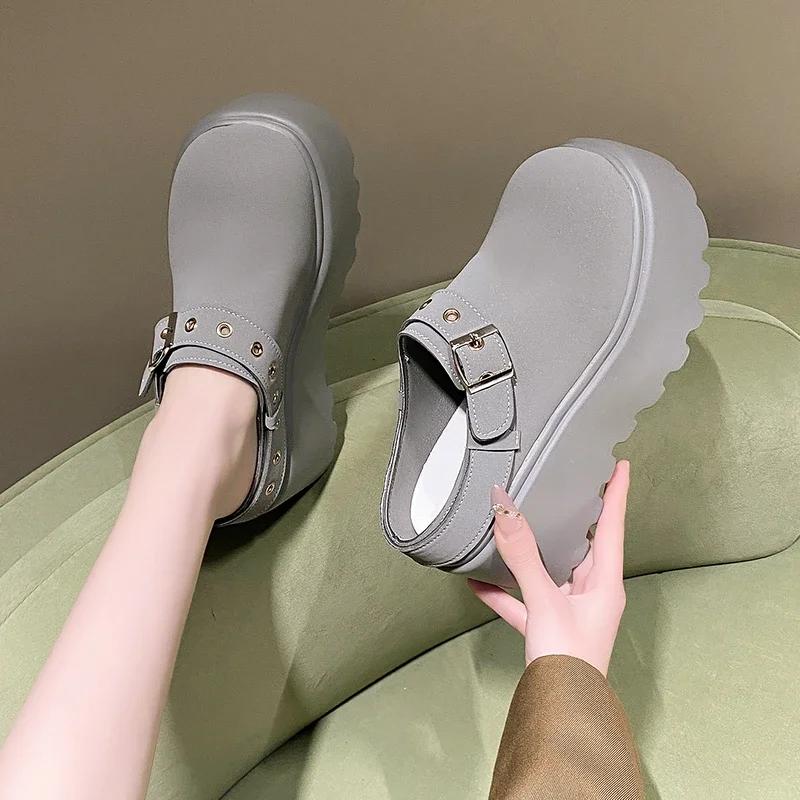 Mode 8CM Damen Pantoletten Plateau Flats Boston Clogs Sandalen Frühling Mode Outdoor Slip On Strand Sandalen Lässige Sportschuhe