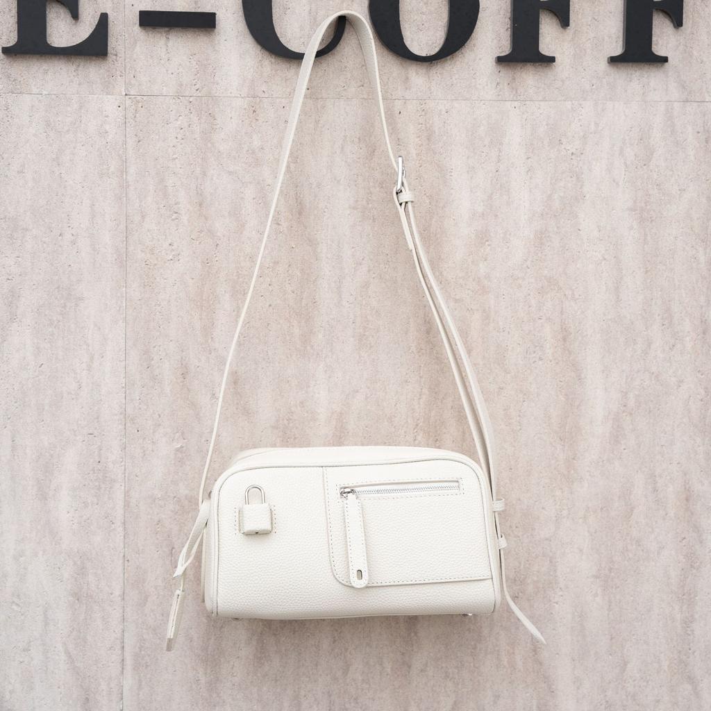 Cowhide Women's Bags Single Shoulder Women's Bags Niche Fashion Practical Pillow Bags Portable Soft Leather Shoulder Bags