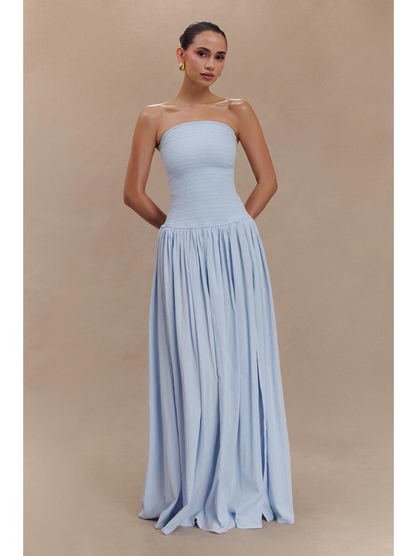 2025 Summer Women s Solid Sleeveless Backless Maxi Dress - Slimming Shirred Bandeau Style, New European & American Pleated Design. XS