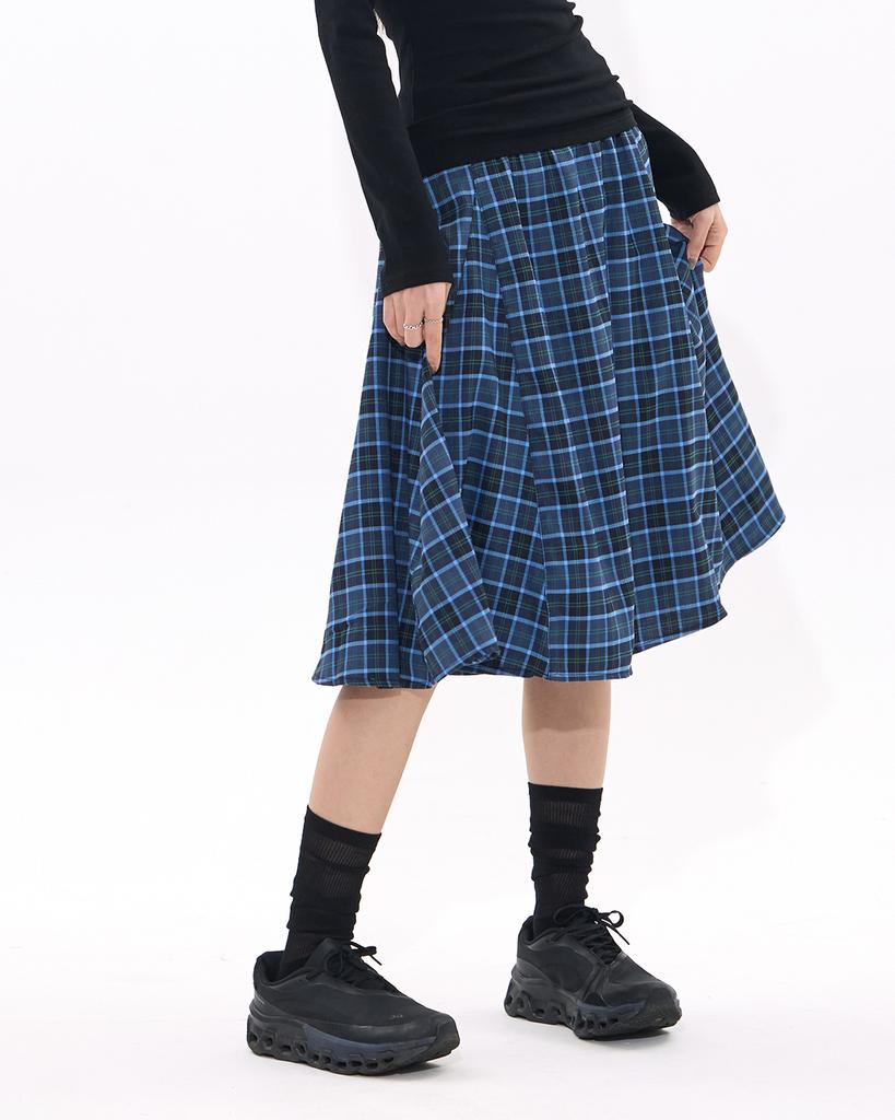 MOAA Checkered Flared Skirt (Green)