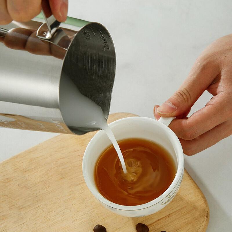 Brocca Graduata In Vetro Per Caffè Espresso – 350 Ml, Beccuccio Antigoccia, Manico Ergonomic, Adatta A Microonde, Per Baristi E Amanti Del Caffè