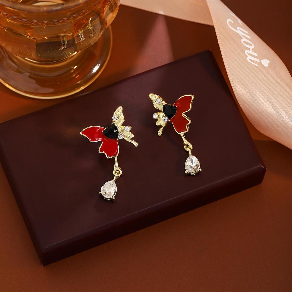 Ankerla Red Bow Heart Earrings: Enhance Skin, Slim Face, Exude Luxury - Perfect for New Year Elegance