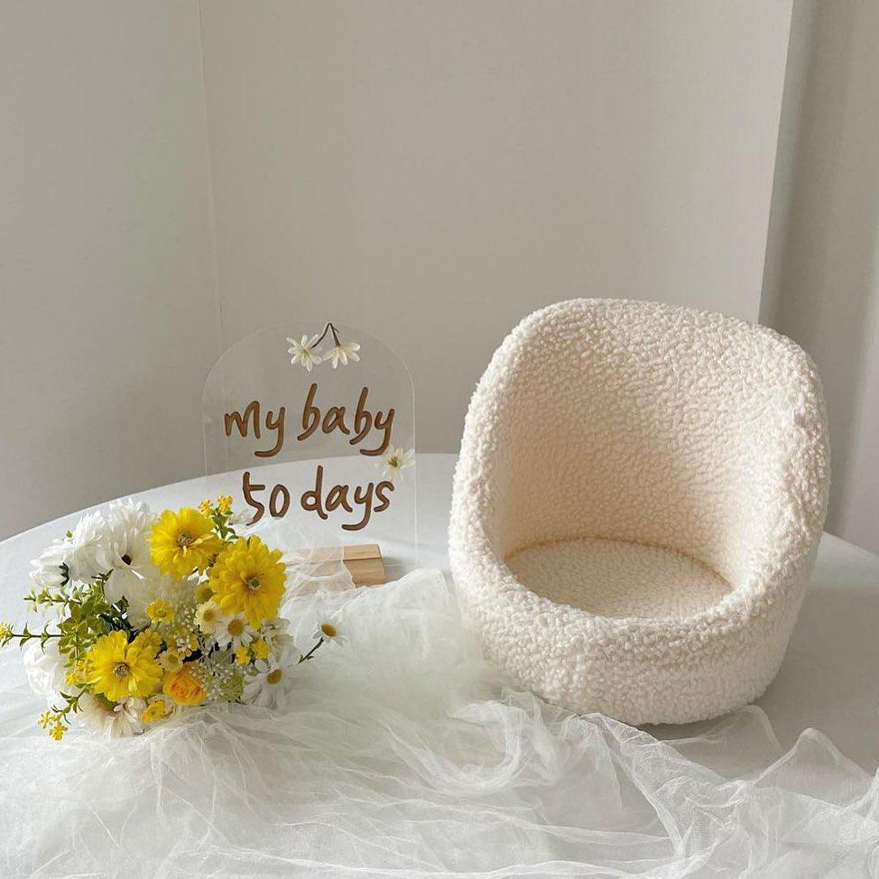 Nordic Baby Milestone Wooden Sign: 1st Year, Full Moon, 100 Days Birthday Photo Props