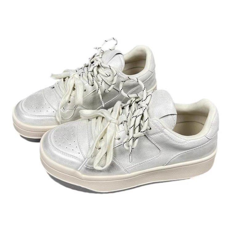 Leather wheat cake house little white shoes women's spring 2025 new round head lace-up thick-soled versatile sports and leisure board shoes