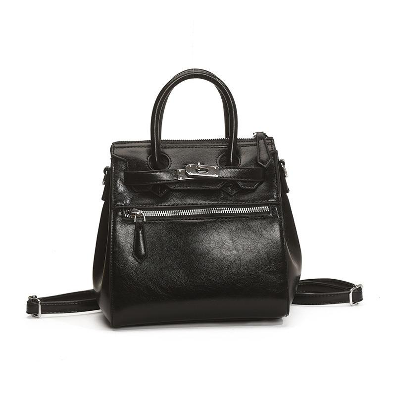 

Solid Color Women s High-End Korean Style Handbag - Large Capacity Fashion Backpack чорний