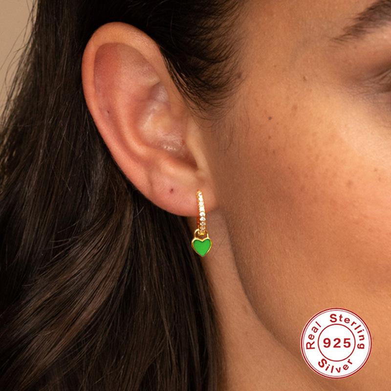 S925 Sterling Silver Plated 18K Real Gold Heart-Shaped Love Earrings, Ear Buckles, Oil Dripping Cartilage Earrings, Earrings, Earrings.