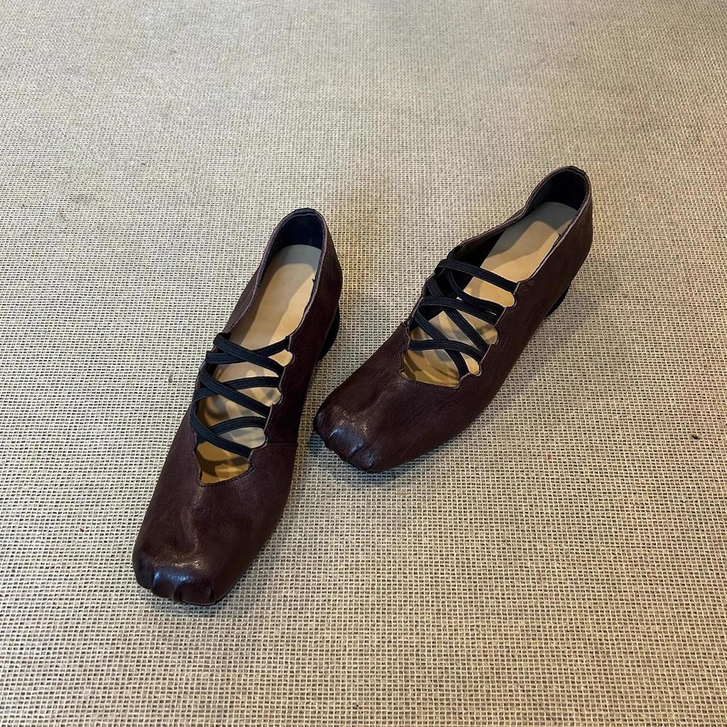 Spot Second Hair! Retro Niche Cross-strap Single Shoes Pleated Leather Square Head Pig Nose Shallow Mouth Ballet Shoes
