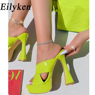 Mode Eilyken Grande Taille 35-42 Été Plateforme Pantoufles Femmes Talons Hauts Mode Dames Sandales Élégantes Chaussures Claquettes