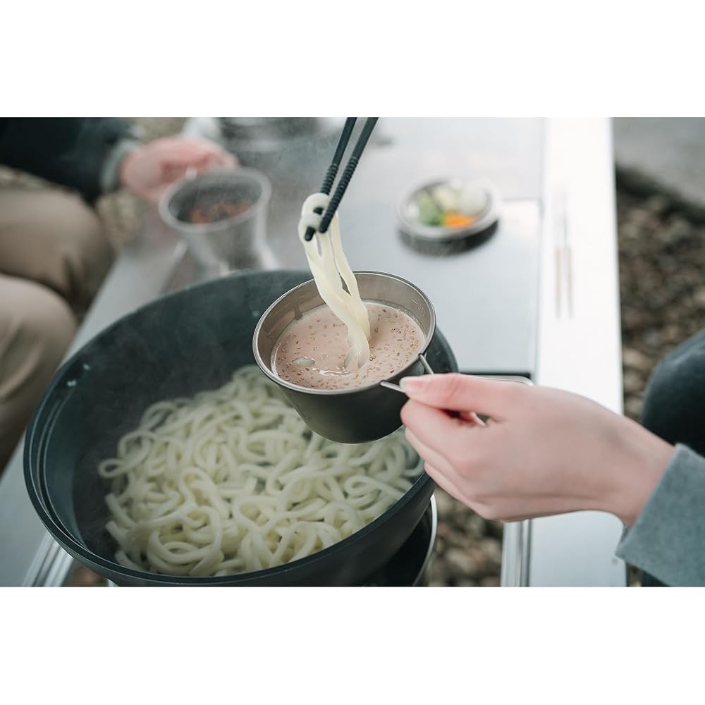 Snow Peak E-314R Deep Titanium Sierra Cup with Lid Lightweight Stainless Steel Measuring Cup for BBQ Camping Outdoor