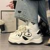 Original design little white shoes women's autumn 2025 new Hong Kong style street shooting college style love sweet cool thick baseplate shoes