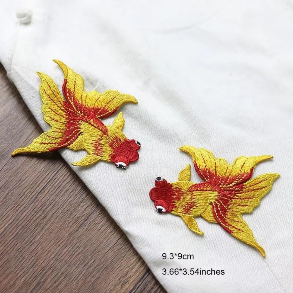 1 Pair 9.3*9cm Goldfish Patch Ink Embroidery Red Pink Clothing Patches Ethnic Style Sew on Applique Clothing Decoration