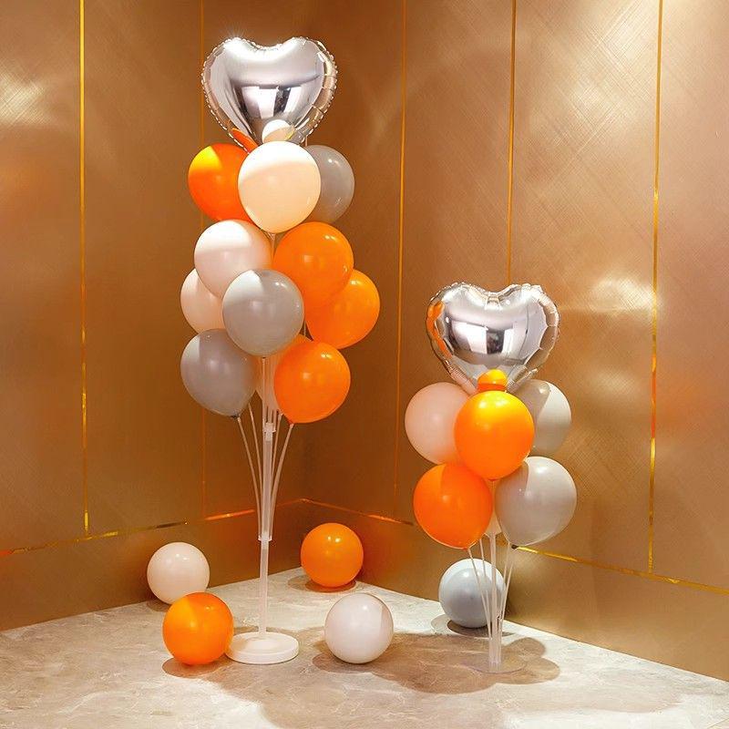 Alla hjärtans dag Ballongpelardekoration för fester: Idealisk för bröllop, födelsedagar och evenemang. Perfekt för en romantisk atmosfär.